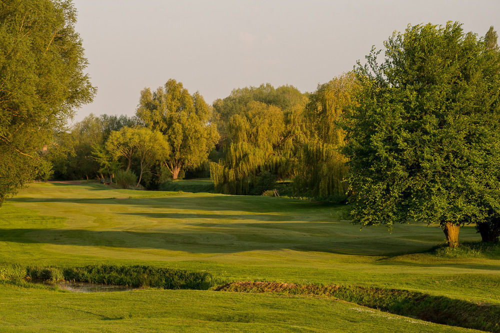All Saints Resort Bury St. Edmunds 외부 사진